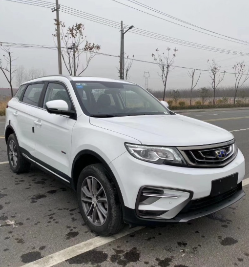 吉利博越SUV