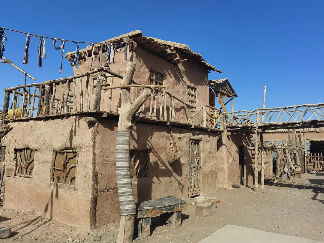 敦煌旅游租車(chē)時(shí)必知租車(chē)技巧