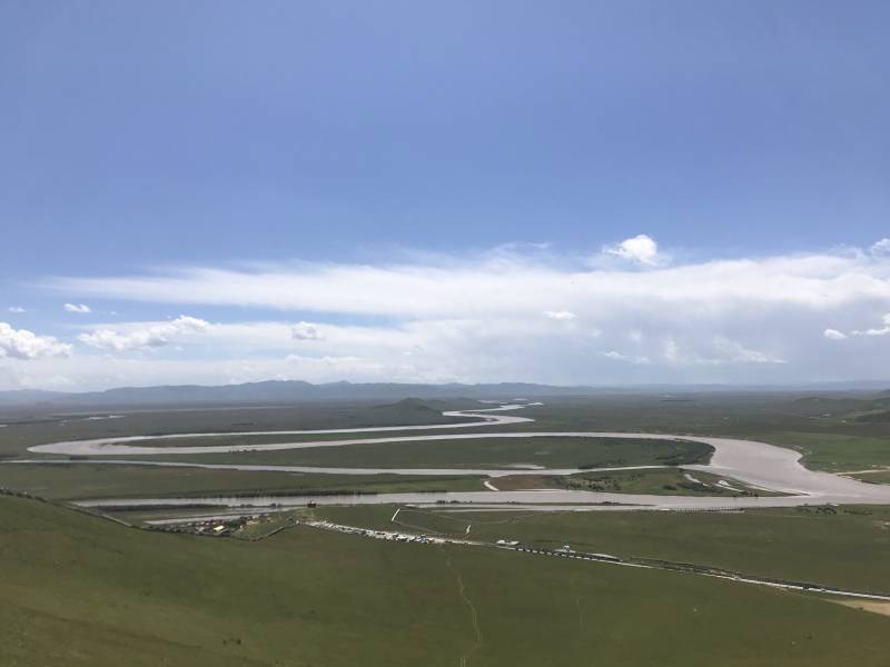 探索甘肅的壯美風光，盡在我們的租車服務之中