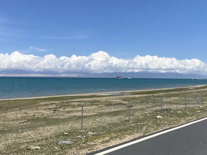 甘肅包車旅游新選擇：逐西租車公司，您的品質(zhì)出行伙伴