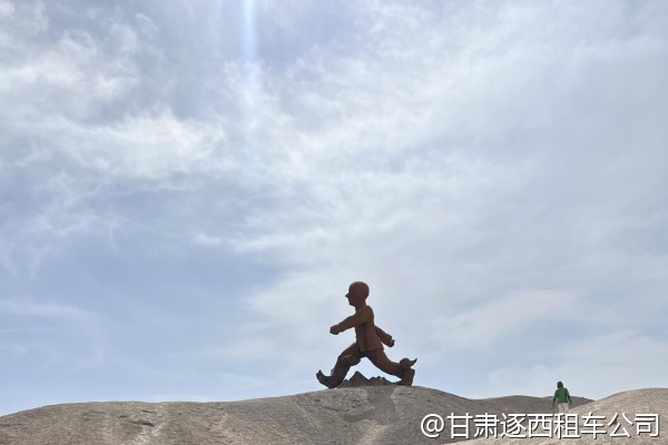 我們想晚上趕到瓜州看戈壁星空，包車司機愿意開夜車嗎？  