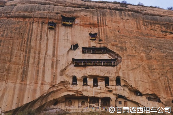 蘭州到郎木寺包車，司機熟悉寺廟開放時間嗎？  