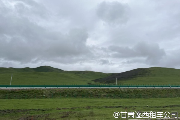 甘肅哪些景點適合無人機航拍？包車司機允許飛嗎？  